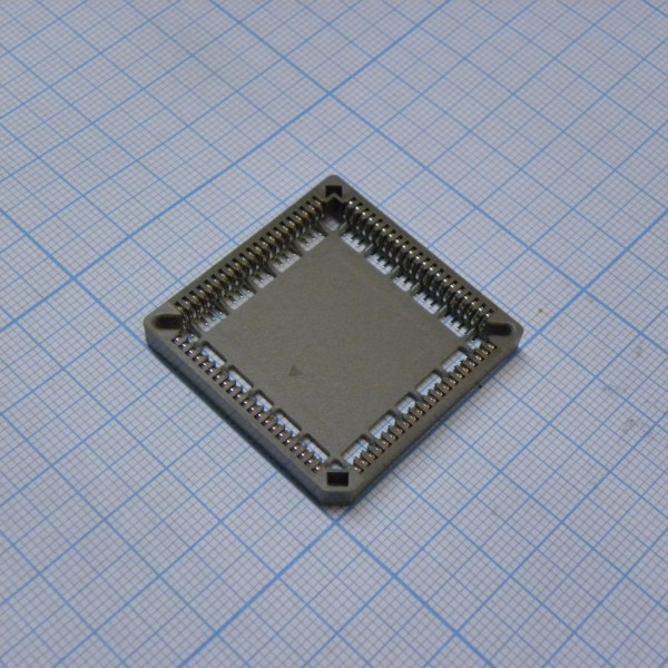 PLCC-84 SMD