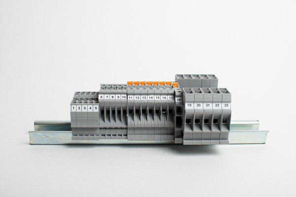 Марк. клемм SMK-PC-10 мм кв., 2 ряда